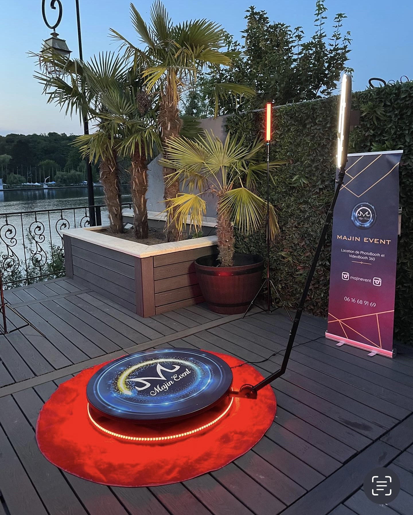 Vidéobooth 360° - Mariage - Paris (en exterieur)